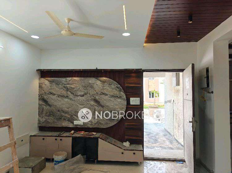 3 BHK Villa In Mayfair Visista For Sale  In Mayfair Visista Owa Office
