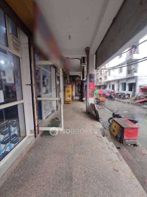 Shop in Sector 73, Noida for Rent 