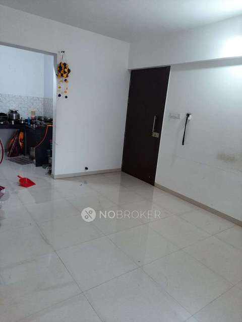 2 BHK Flat In Majestique Nest Apartments for Rent  In Fursungi