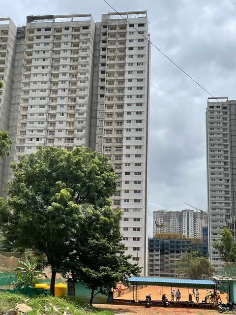 3 BHK Flat In Adarsh Park Heights For Sale  In Varthur 