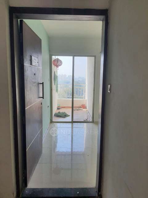 2 BHK Flat In Majestique Oasis for Rent  In Wagholi