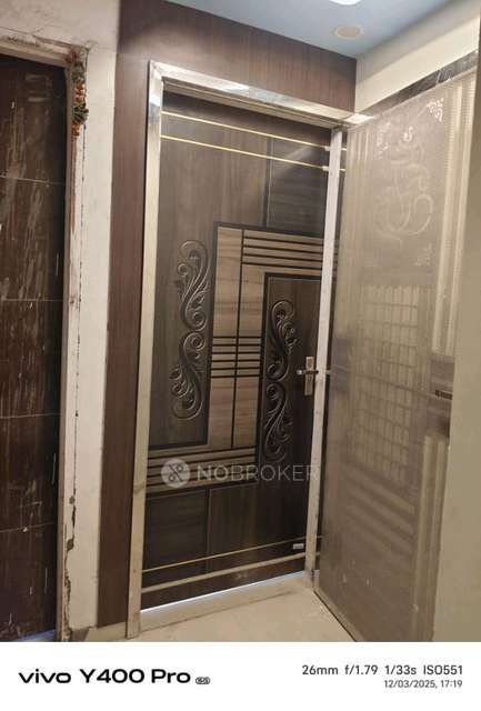 2 BHK Flat In Prateek Grand City for Rent  In Prateek Grand City