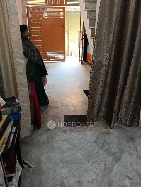 4 BHK Flat For Sale  In Shahdara