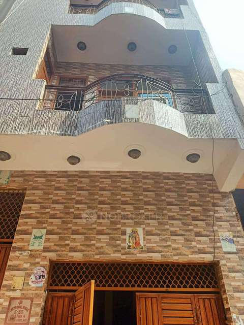 4+ BHK House For Sale  In Karawal Nagar