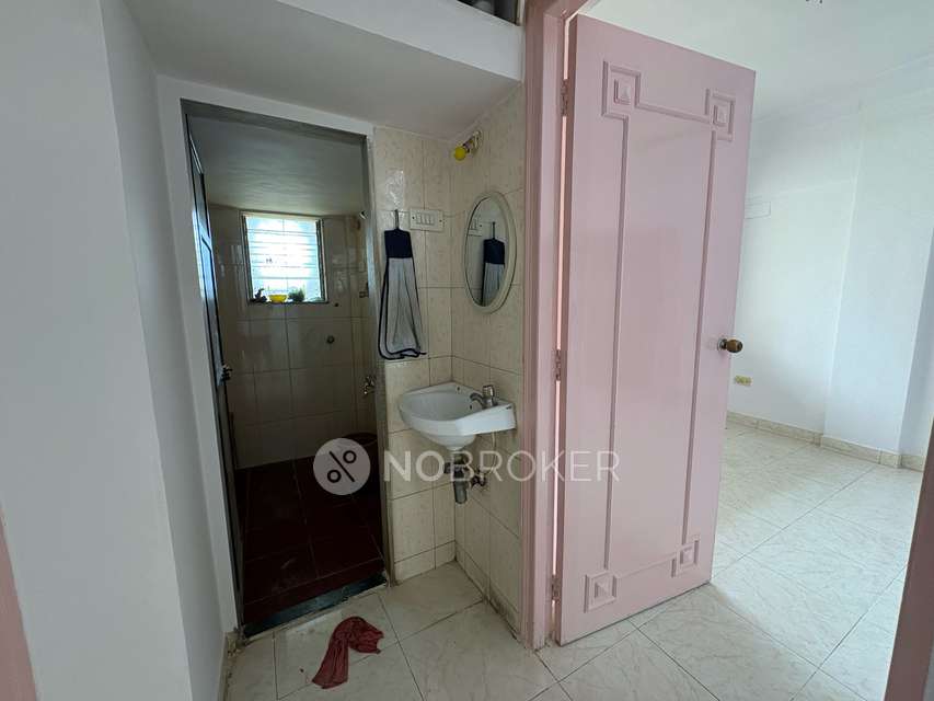 2 BHK Flat In Omkar Apartment  ,chogale Nagar  For Sale  In Borivali East