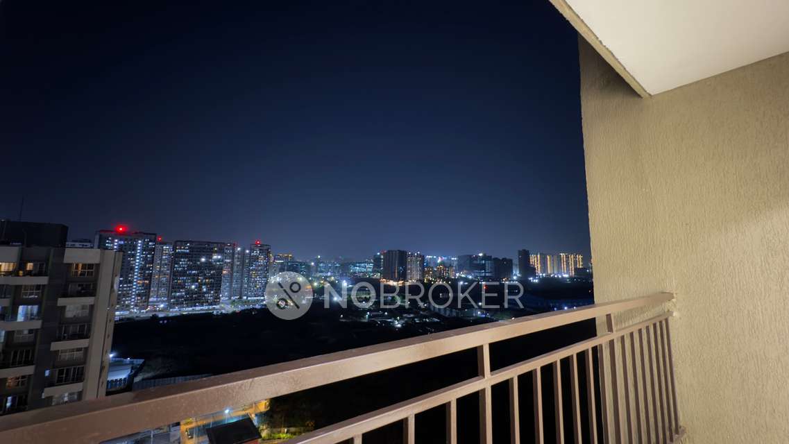 2 BHK Flat In Mantra Mesmer for Rent  In Mundhwa