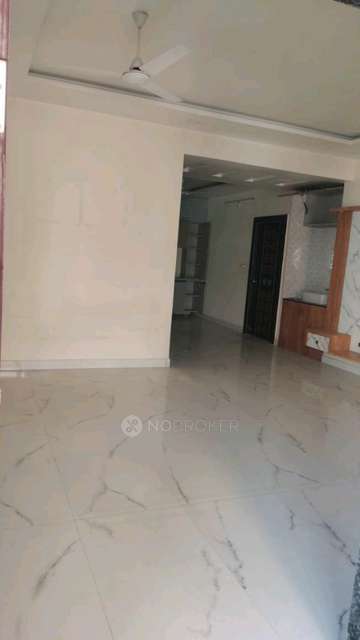 2 BHK Flat In Maniyar Kunj for Rent  In Esamiya Bazaar, Koti
