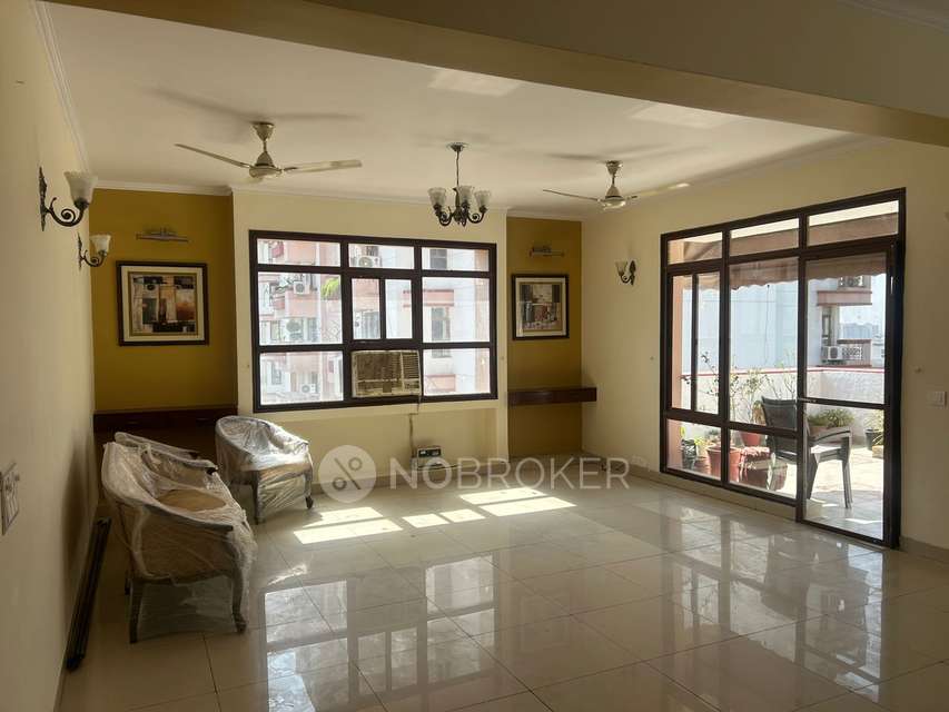 4 BHK Flat In Orchid Gardens, Sector 54 For Sale  In Sector 54