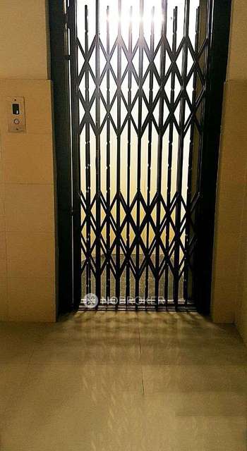 1 BHK Flat In Serene Midas Building, Mumbai For Sale  In Sec 15