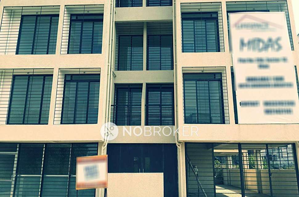 1 BHK Flat In Serene Midas Building, Mumbai For Sale  In Sec 15