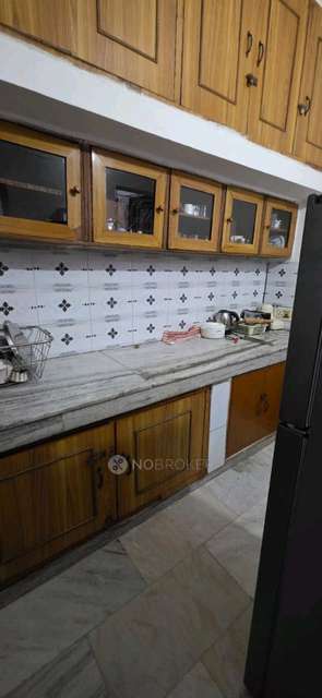 PG for Girls in South Moti Bagh