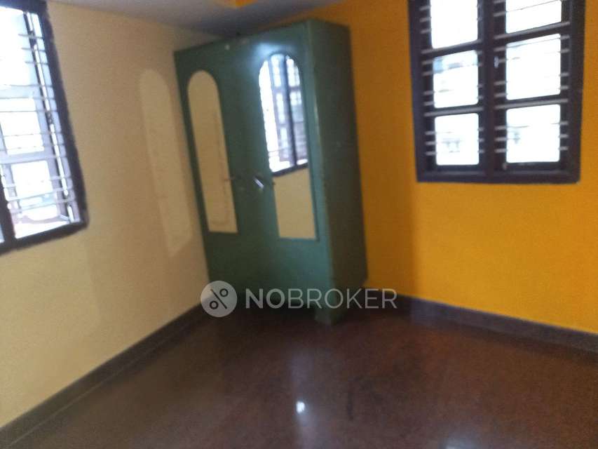 4+ BHK Flat For Sale  In Kumaraswamy Layout