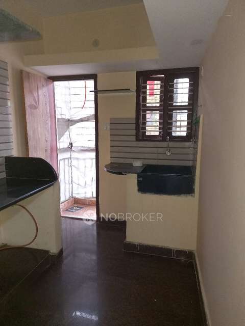 4+ BHK Flat For Sale  In Kumaraswamy Layout