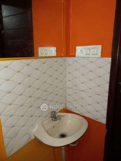 4+ BHK Flat For Sale  In Kumaraswamy Layout