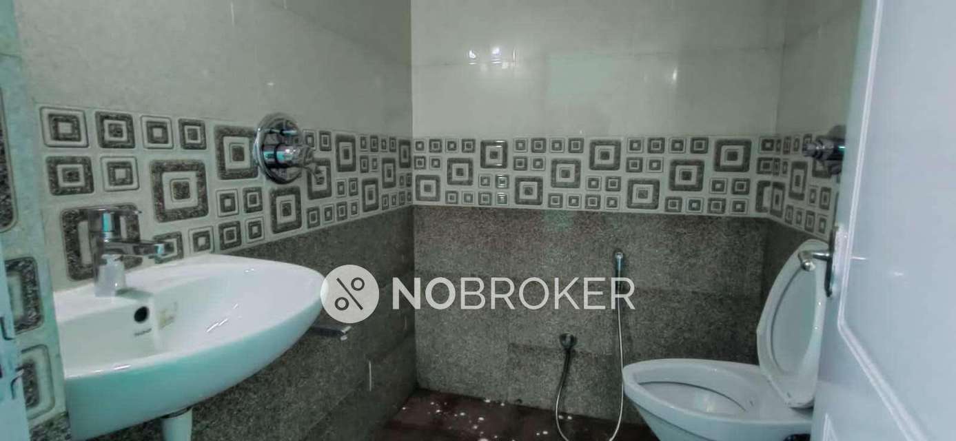 2 BHK Flat In Ganpathi Royal Homes For Sale  In Uttarahalli Hobli, 