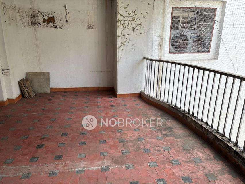 2 BHK Flat In Radiant Paradise for Rent  In Wanowrie