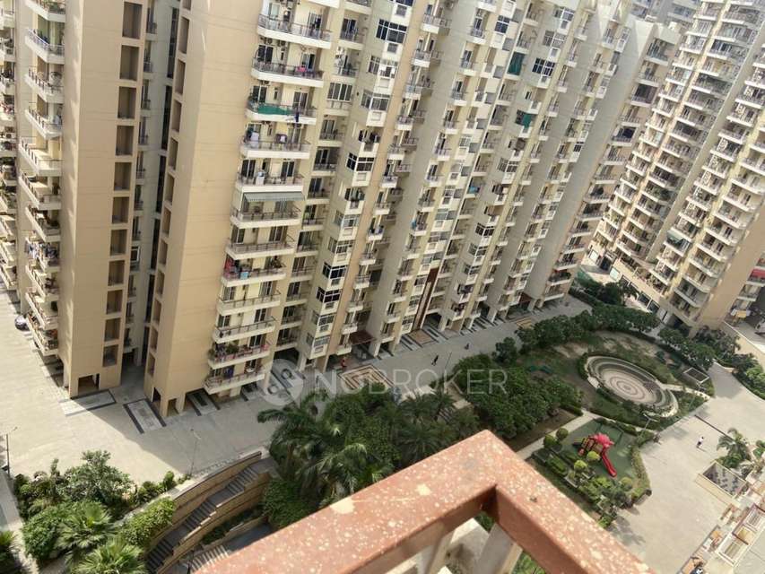 2 BHK Flat In Gulshan Vivante For Sale  In Sector 137