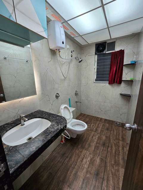 2 BHK Flat In Pyramid Atlante for Rent  In Pimpri-chinchwad