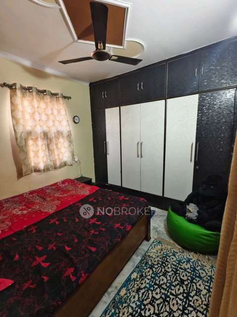 2 BHK Flat For Sale  In Jhilmil Colony