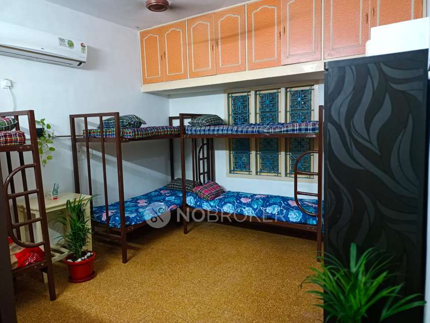 PG for Girls in New Perungalathur