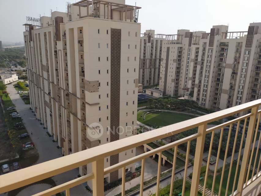 Single Room for Female In 3 BHK  In Emaar Gurgaon Greens In Sector 102, Gurgaon