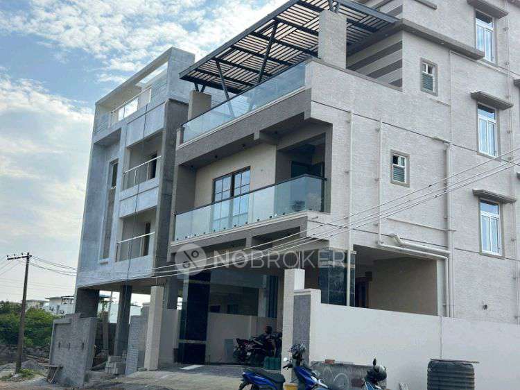 4+ BHK House For Sale  In Akkarai, Injambakkam