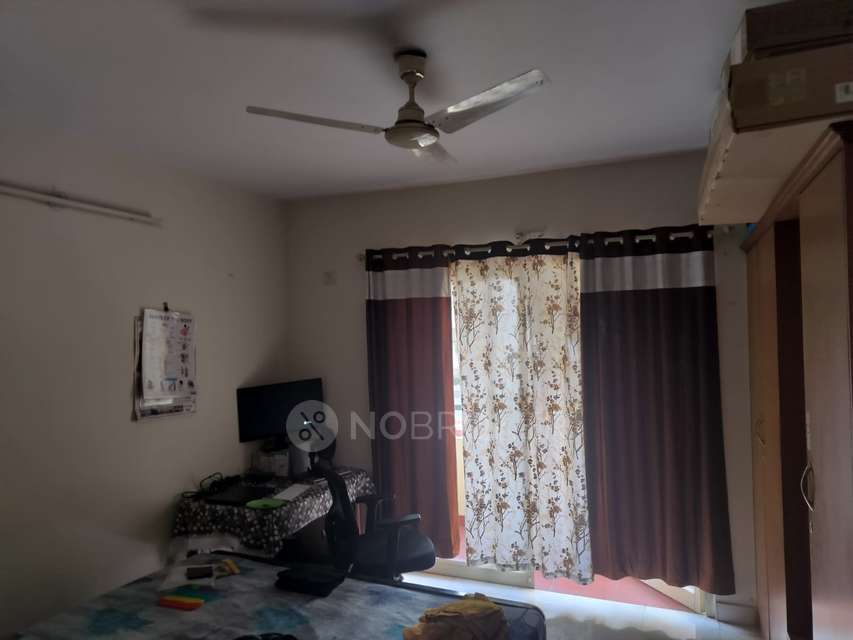 2 BHK Flat In Mythreyi Vithola Apartments, Kalena Agrahara for Rent  In Kalena Agrahara