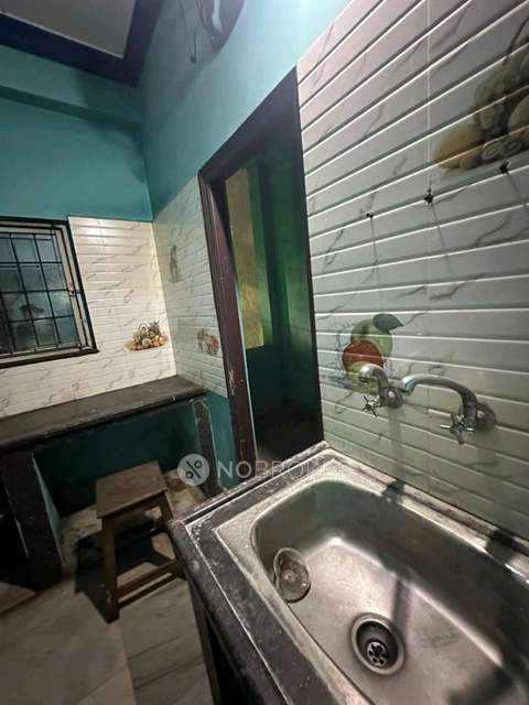 2 BHK Flat In Prime Amatul Complex For Sale  In Lalbagh