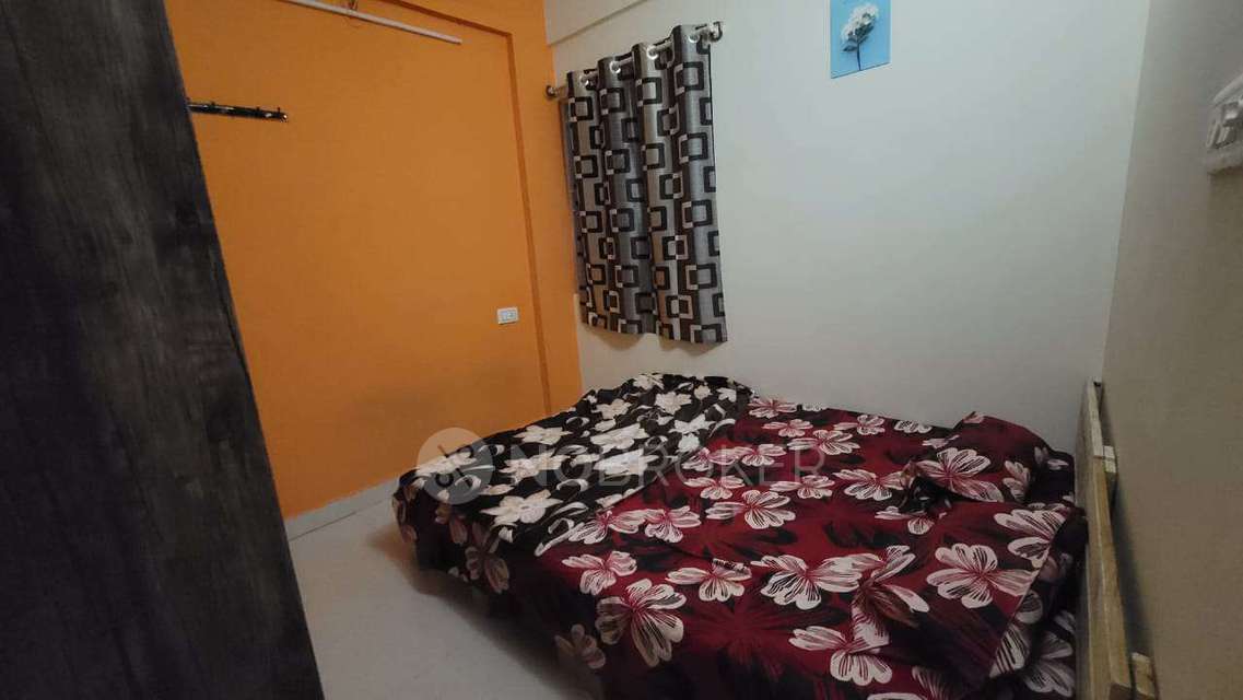 1 BHK Flat In Pmr Paradise  for Rent  In Bommanahalli