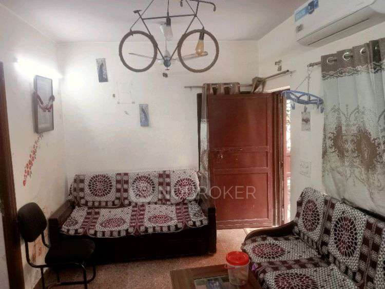 2 BHK Flat In Dda Flat for Rent  In Punjabi Bagh West 