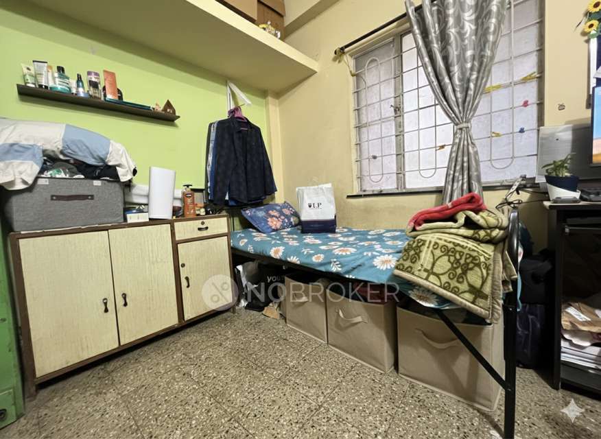 Shared Room for Male In 2 BHK  In Vishwamalti In Sadafuli Park Road