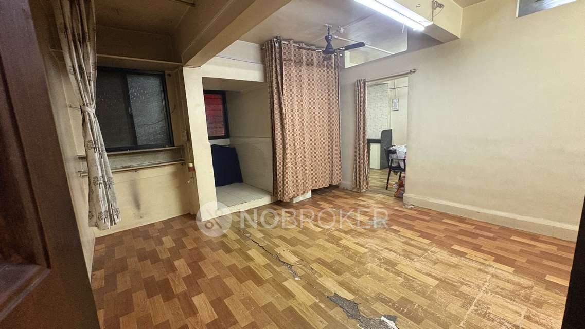 1 BHK Flat In Vakratund Building  for Rent  In Budhwar Peth