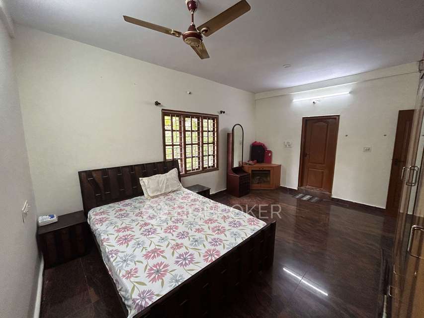2 BHK Flat In Nasy Residence Btm 2nd Stage Bangalore for Rent  In Nasy Residence