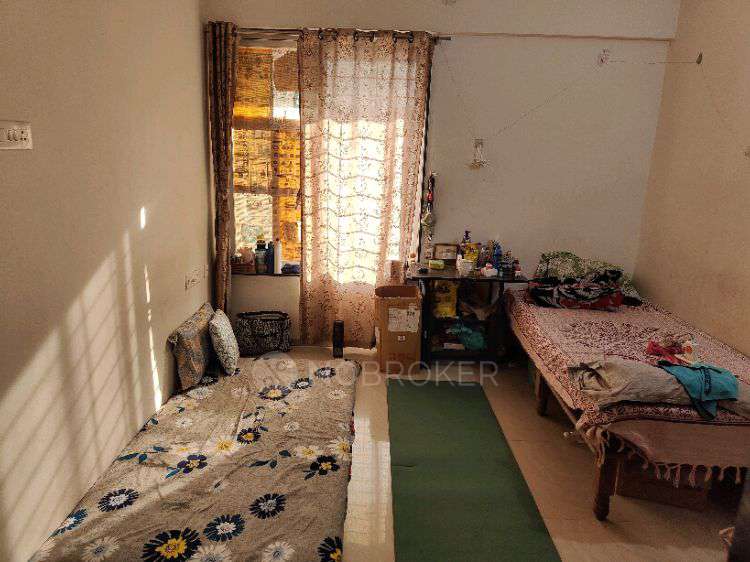 Single Room for Female In 2 BHK  In Kuber Imperia In Kuber Imperia