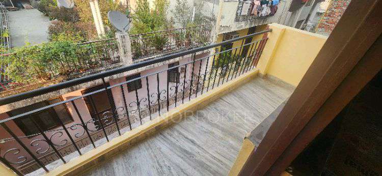 PG for Boys in Krishna Pg