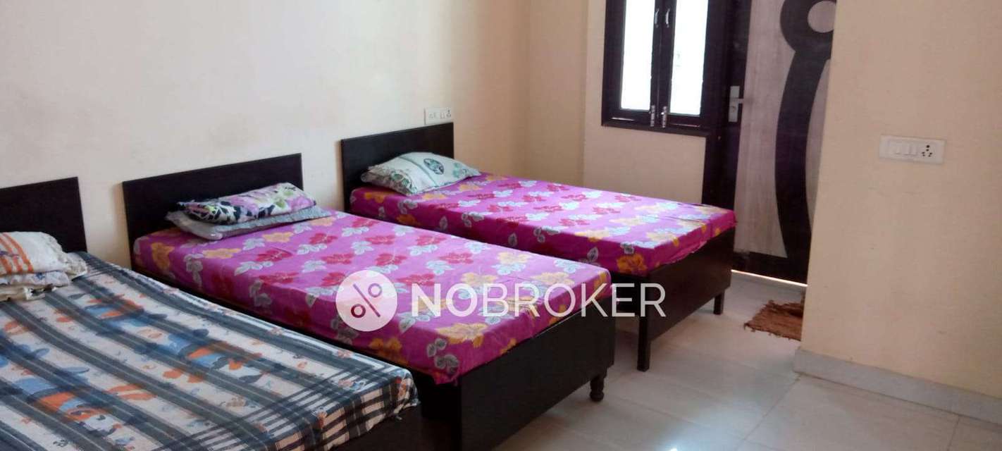 PG for Boys in Sector 51