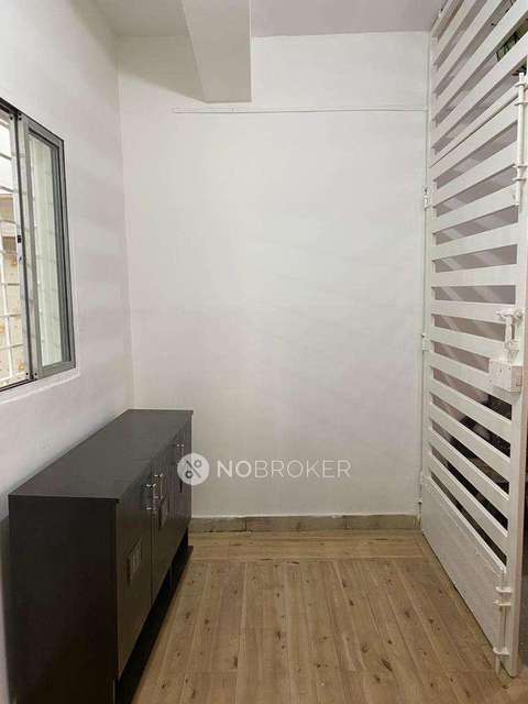 3 BHK Flat In Pooja Mandir Apartments For Sale  In Nrupatunga Nagar