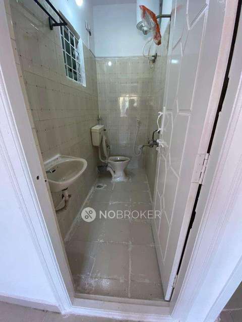 3 BHK Flat In Pooja Mandir Apartments For Sale  In Nrupatunga Nagar