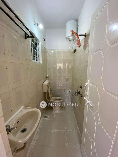 3 BHK Flat In Pooja Mandir Apartments For Sale  In Nrupatunga Nagar