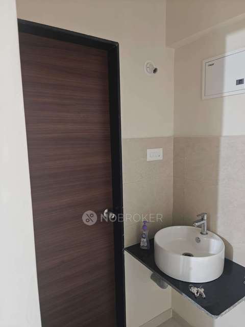 2 BHK Flat In Menlo Homes Society  for Rent  In  Pimpri-chinchwad