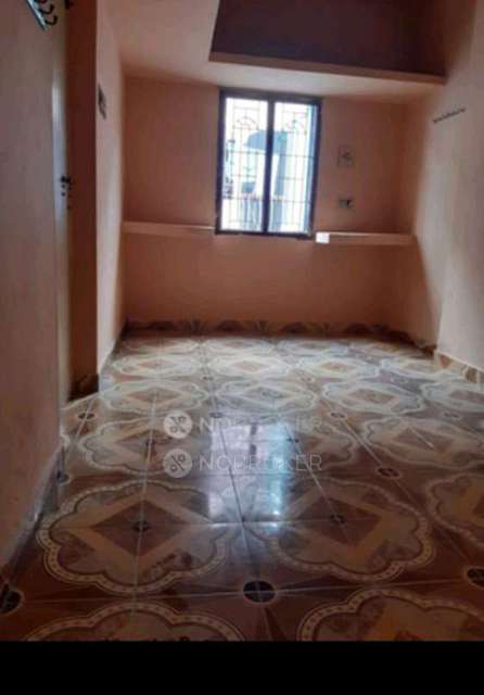 1 BHK Flat In Blue Buiiding for Rent  In Nsk Nagar, Arumbakkam