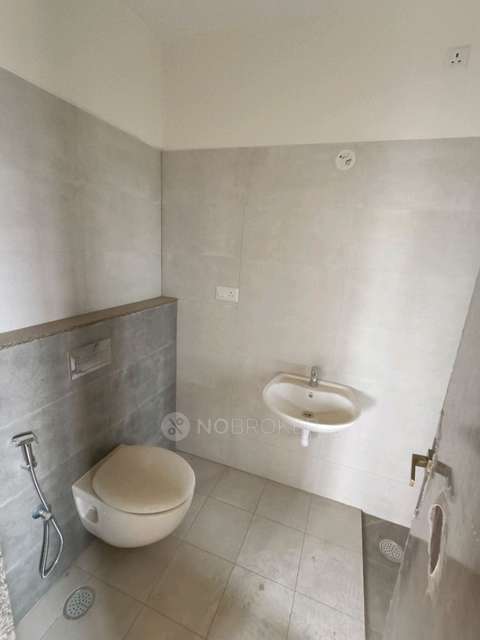3 BHK Flat In Dsr Highland Greenz For Sale  In Dsr Highland Greenz