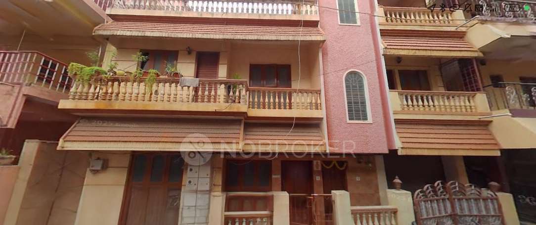 4+ BHK House For Sale  In Vimanapura