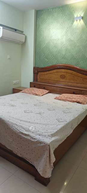 2 BHK Flat In Palladium Homes for Rent  In Dhanori Rd