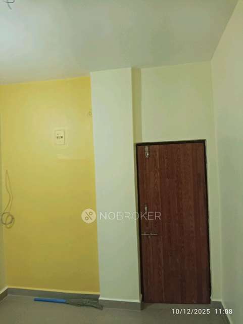 1 RK Flat In Yashkalpa Apartment Nisarg Hsg Society for Rent In Nisarg Chowk