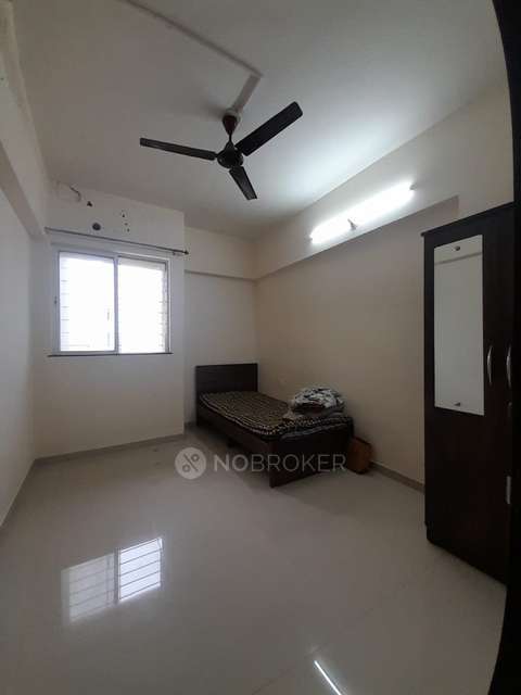 Single Room for Female In 3 BHK  In Mantra Insignia In Mundhwa