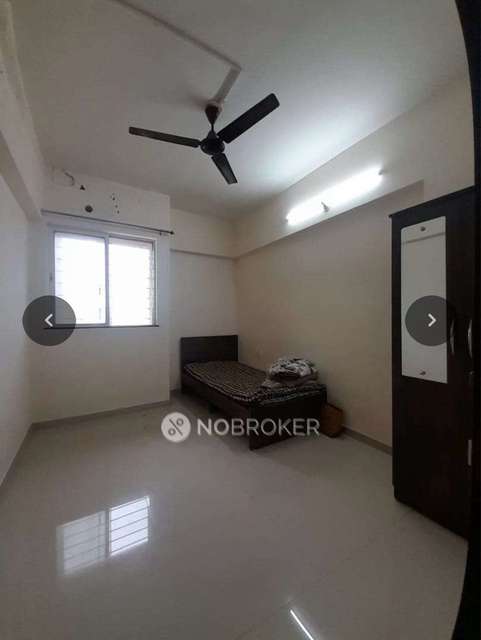 Single Room for Female In 3 BHK  In Mantra Insignia In Mundhwa