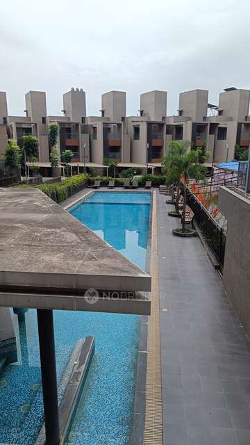 Single Room for Male In 3 BHK  In Mantra Montana In  Dhanori