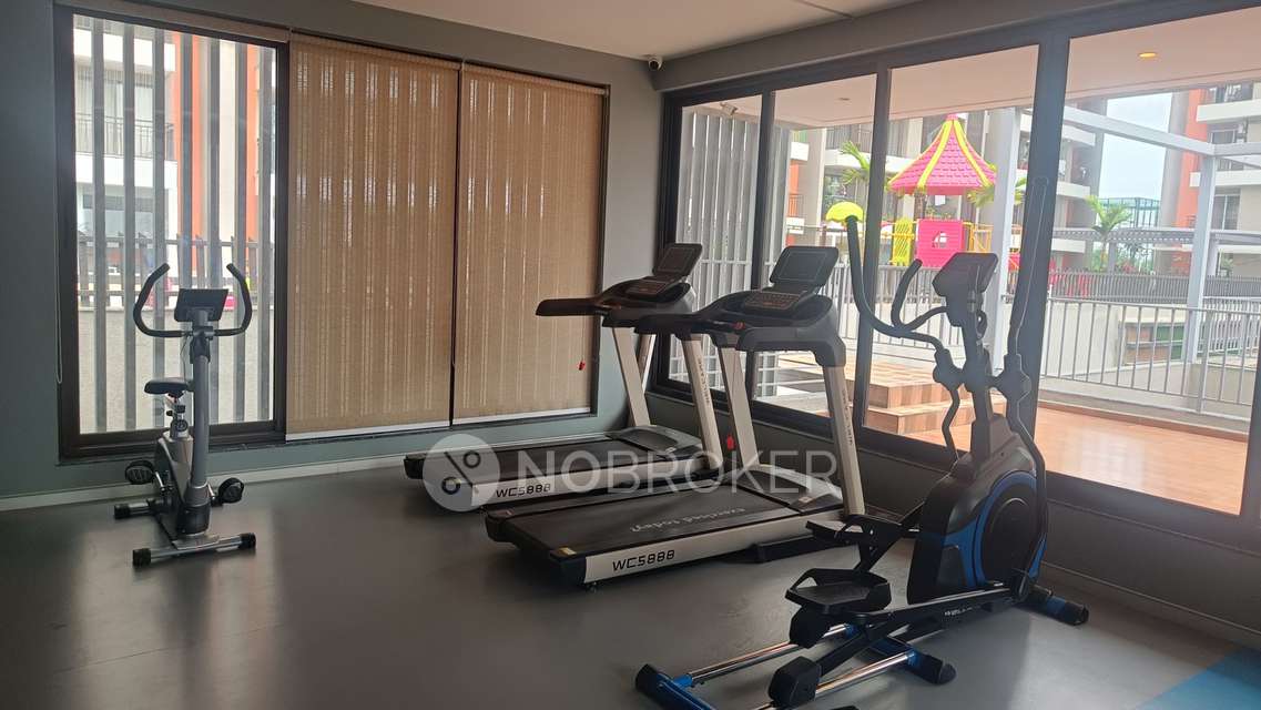 Single Room for Male In 3 BHK  In Mantra Montana In  Dhanori