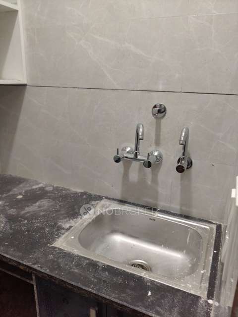 Godown/Warehouse in  Rohini, Delhi for Rent 